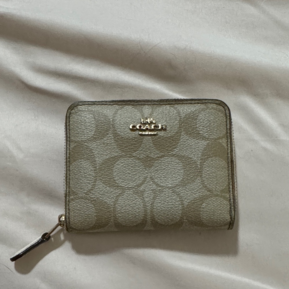 Coach Beige Signature Wallet
